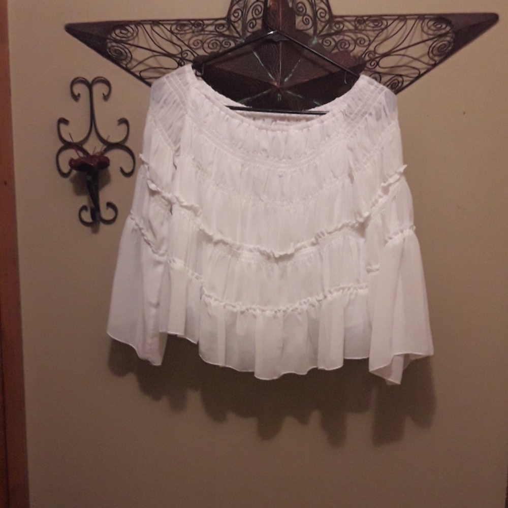 Blouse short three quarter length sleeves